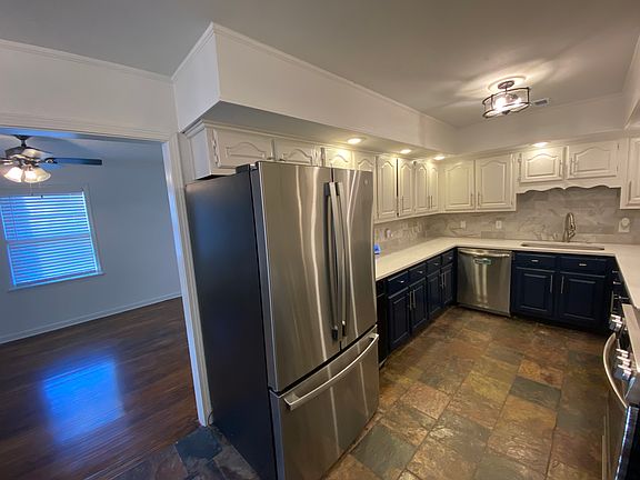 4th image of 4920 Marianne Ln