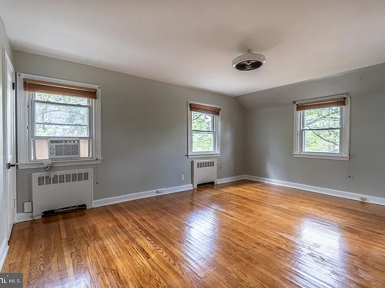 644 Meetinghouse Rd — Photo 27