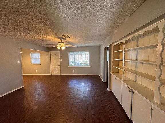 5th image of 11229 Buchanan Dr