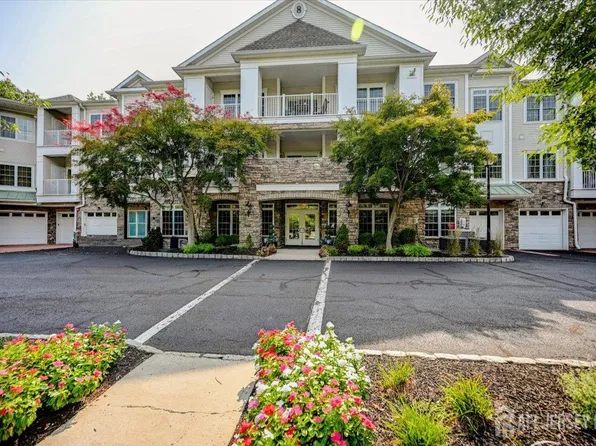 8211 Falston Cir #211, Old Bridge, NJ 08857