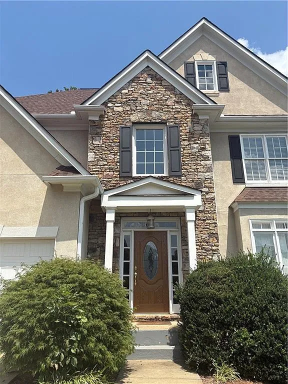 5 bed, 3.5 bath, 4046 sqft, $3,800 — Photo 4