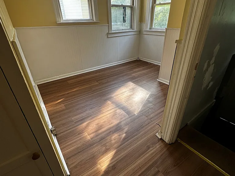 1039 Wendell Ave #1 — Photo 6