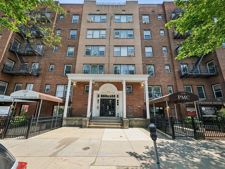 1st image of 2520 Kennedy Blvd APT 4C