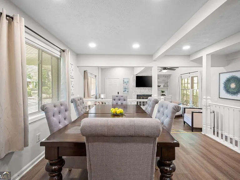 3175 Westwood Dr — Photo 17