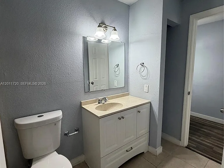 1306O0 Vista Isles Dr #221 — Photo 11