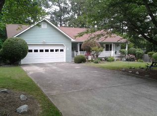 2191 Crescentview Dr, Lawrenceville, GA 30044