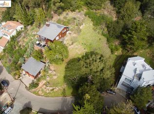 1601 Arrowhead Dr, Oakland, CA 94611