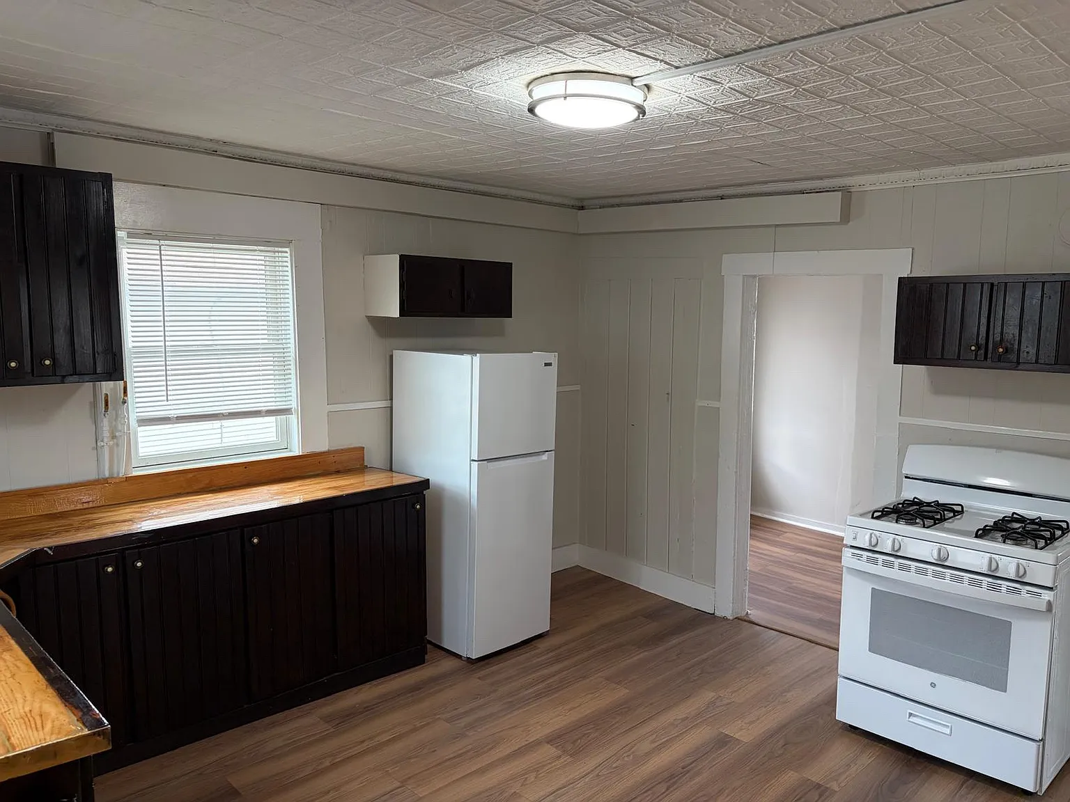 1 bed, 720 sqft, $1,100 — Photo 4