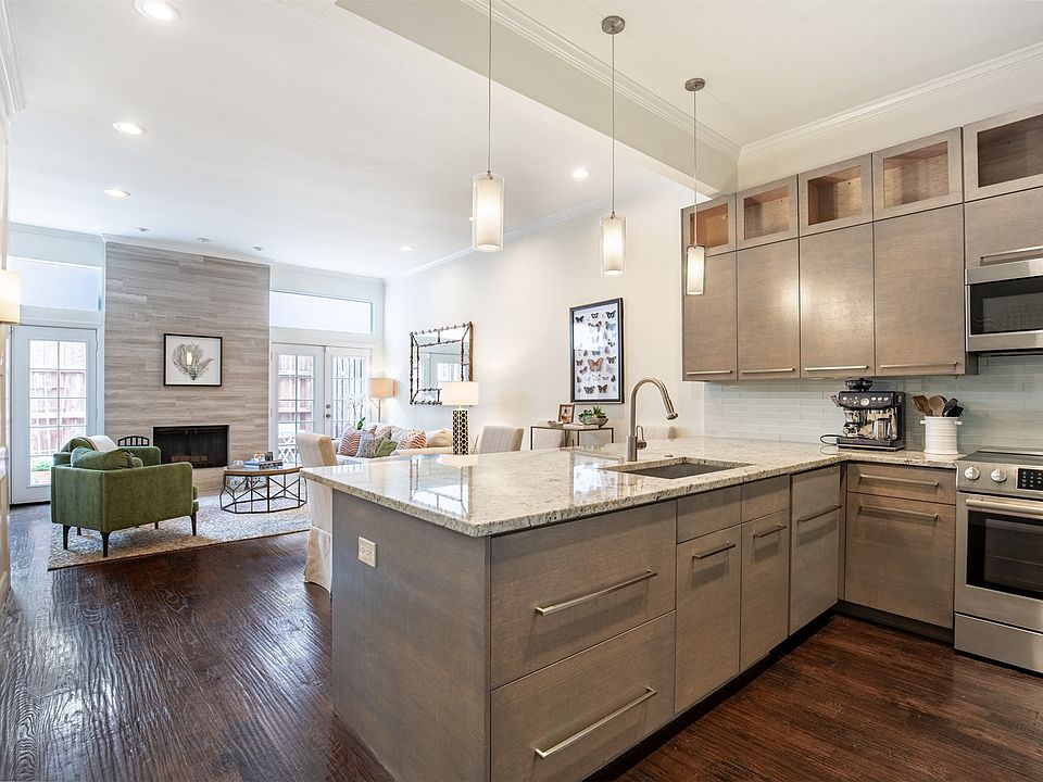 1st image of 4015 Holland Ave APT 106