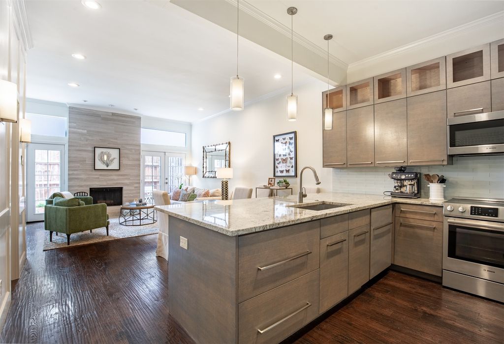 4015 Holland Ave APT 106, Dallas, TX 75219 condo