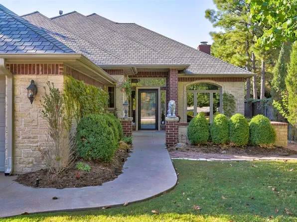 6317 Glenbrook Ct, Oklahoma City, OK 73118