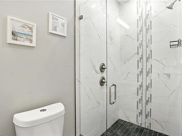 10140 Carolina St — Photo 21