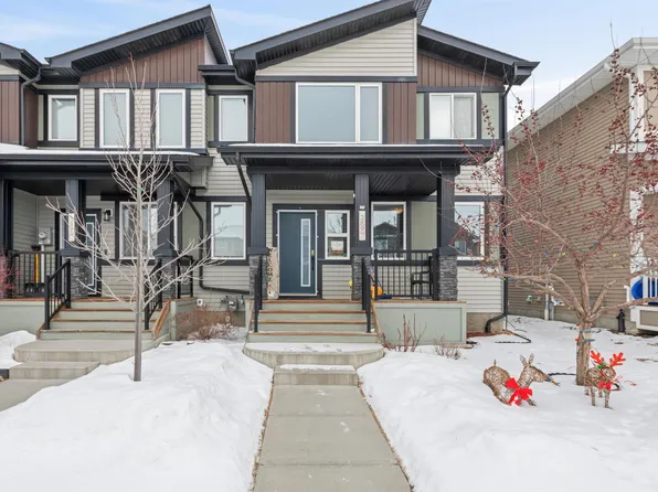 389 Charlesworth Dr SW, Edmonton, AB T6X 2G5