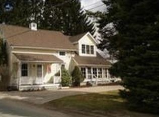 27 Meadow St, Hadley, MA 01035