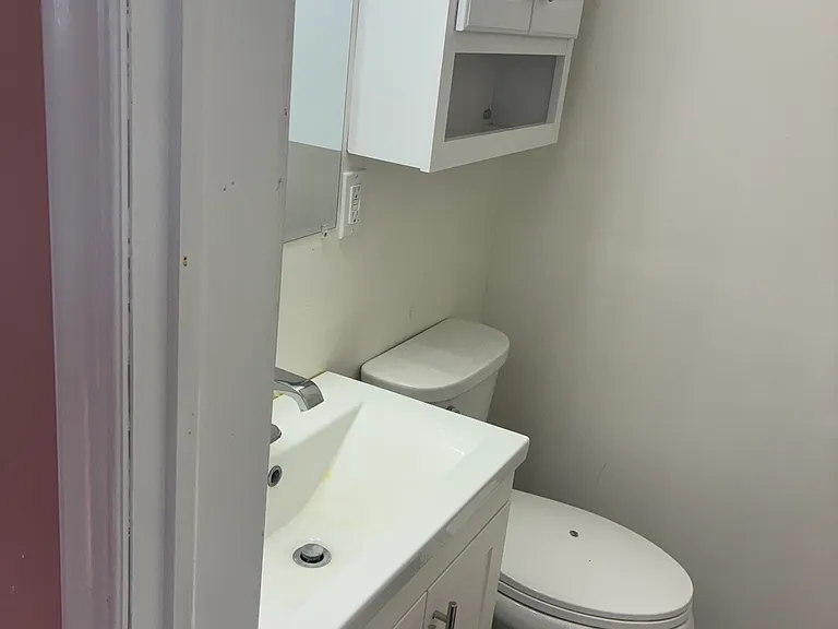 385 Riviera Ct — Photo 13