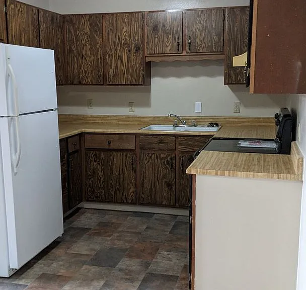 115 N Miles St — Photo 1