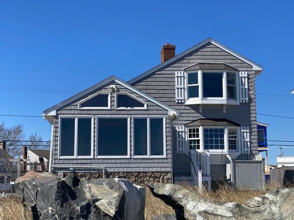 27 THORNTON Street, Hampton, NH 03842