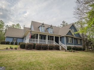 284 Deer Creek Dr, Forsyth, GA