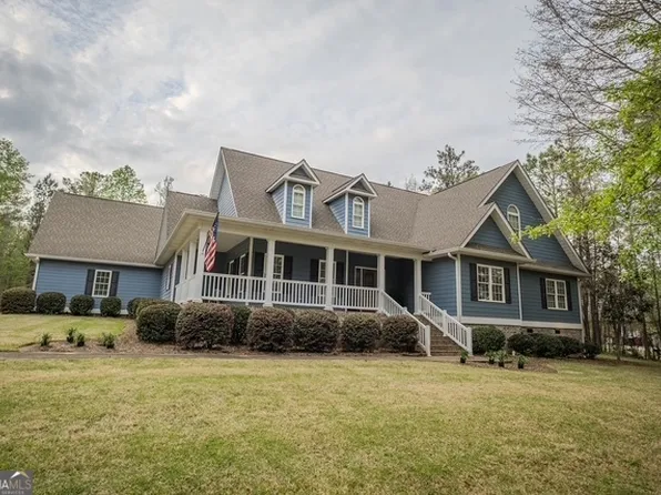 284 Deer Creek Dr, Forsyth, GA 31029