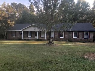 1035 Steele Rd, Griffin, GA 30223