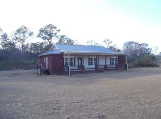 541 Cook Rd, Westville, FL 32464