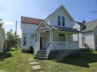 1015 S 10th St, Burlington, IA