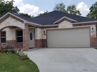 109 Pecos St, Terrell, TX 75160