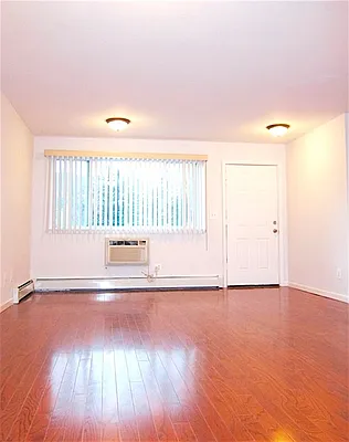 Rented by Corcoran | media 67