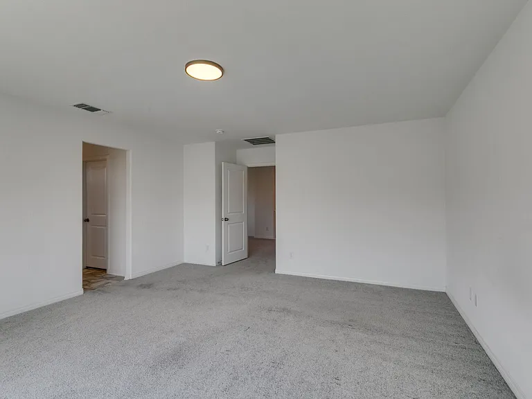 10303 Dallington St — Photo 44