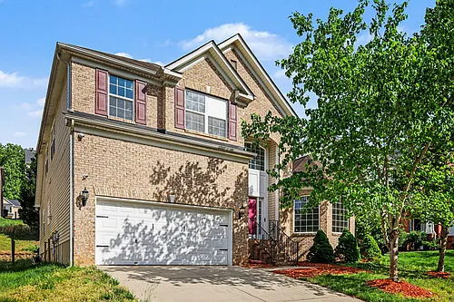 2119 Baggins Ln Photo 1
