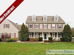 101 Brinkley Dr, Sellersville, PA 18960