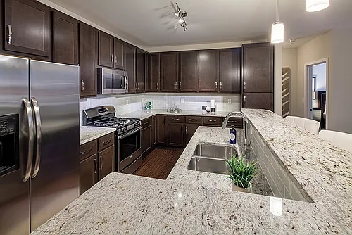 Four Seasons Apartments Photo 1