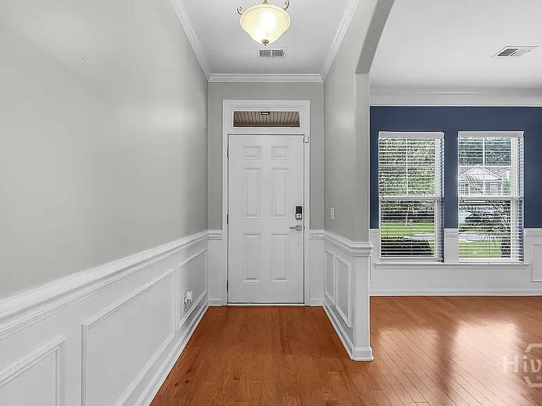 149 Tahoe Dr — Photo 5