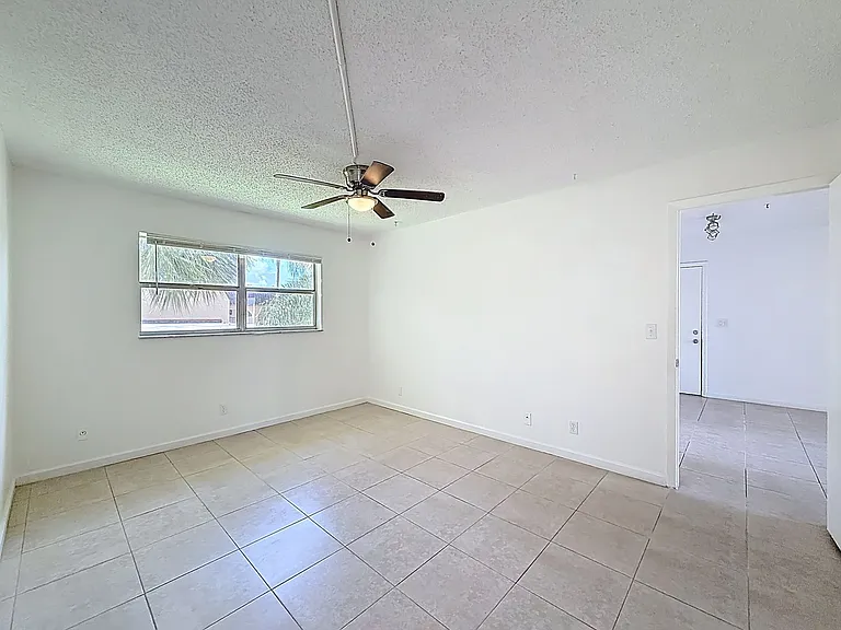 235 Lake Dora Dr — Photo 43