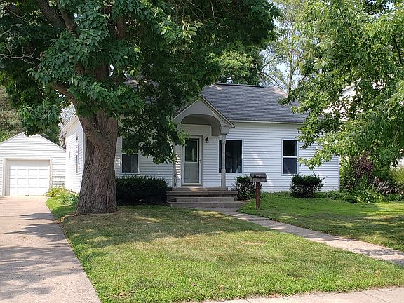 2nd image of 1410 W Union St