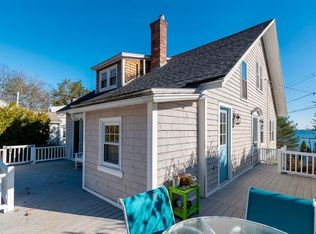 21 Edgewater Rd, Falmouth, ME 04105