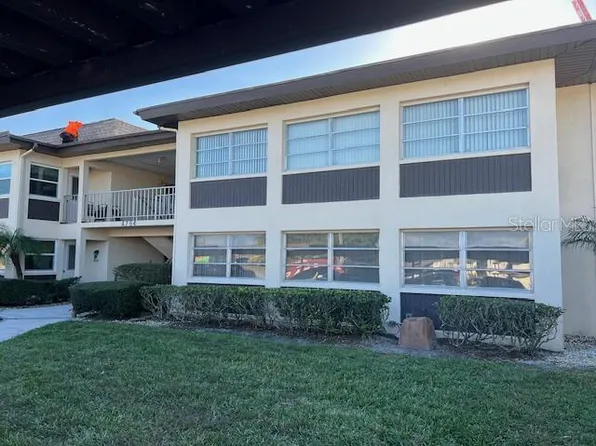4754 Marine Pkwy APT 202, New Port Richey, FL 34652