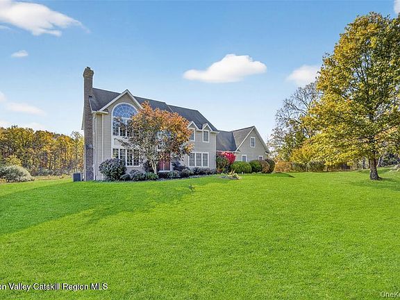 2nd image of 71 Vista Drive