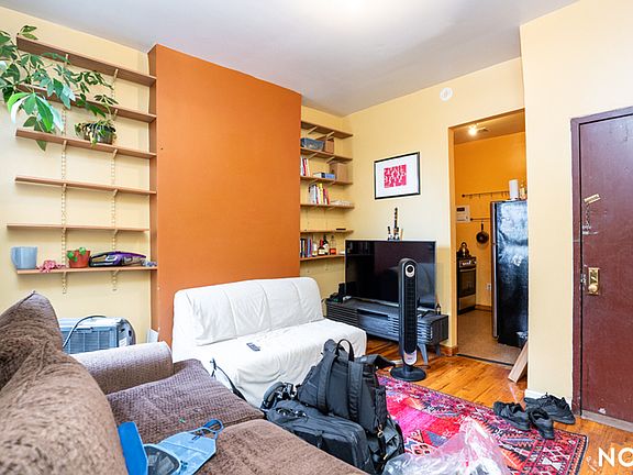 2nd image of 368 Chauncey St #4F