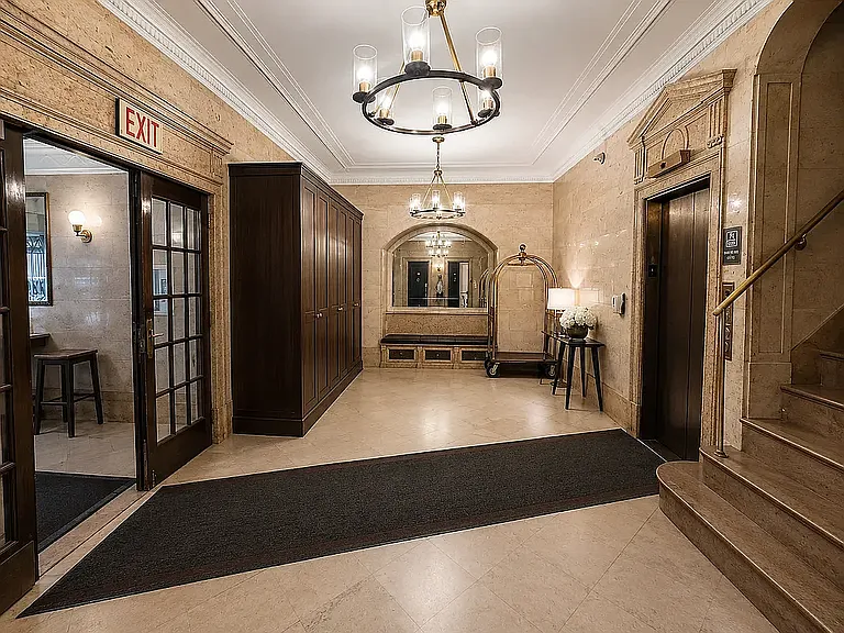 175 W 76th St #12D2 — Photo 6