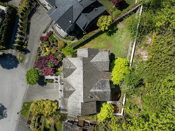 4th image of 2353 Orchard Ln