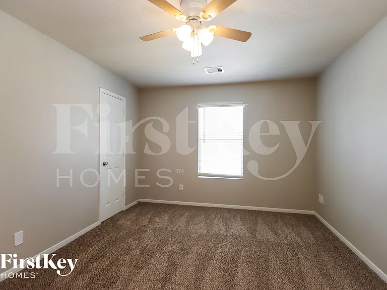 16941 Wren Hill St — Photo 12
