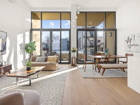 74 Jackson Street image 1 of 9