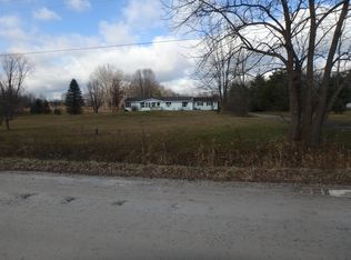 9588 Big Hand Rd, Columbus, MI 48063