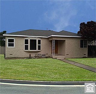 1st image of 8421 Bradwell Ave