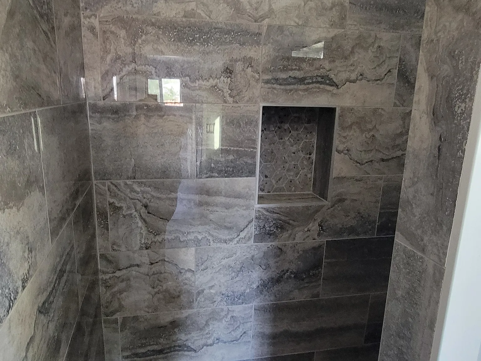 1 bed, $1,100 — Photo 4