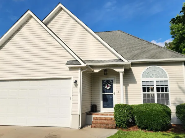 615 Flybridge Lane, Beaufort, NC 28516