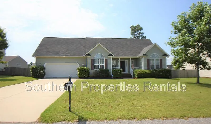 3 bed, 2.5 bath, 1964 sqft, $1,750 — Photo 1