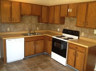 473 Crosswinds Dr, Lititz, PA 17543