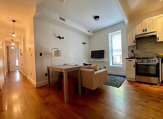 1st image of 80 New York Ave #2